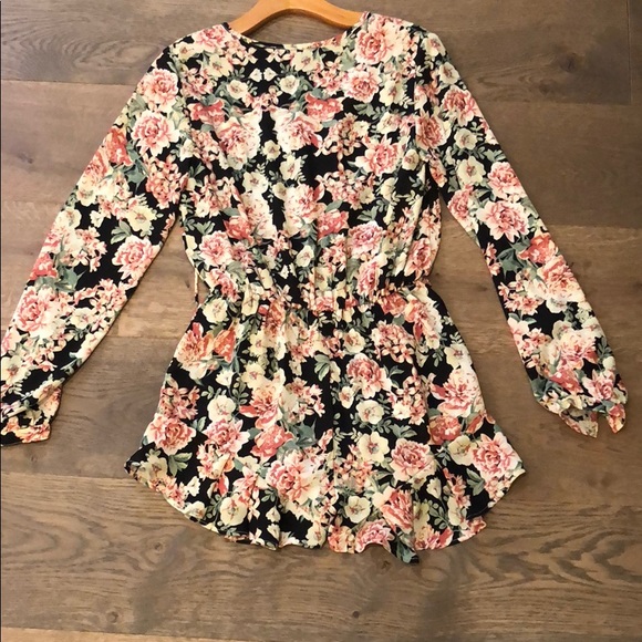 Romper - Picture 2 of 2